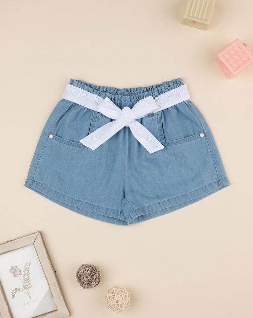 Pantaloni scurti cu fundita